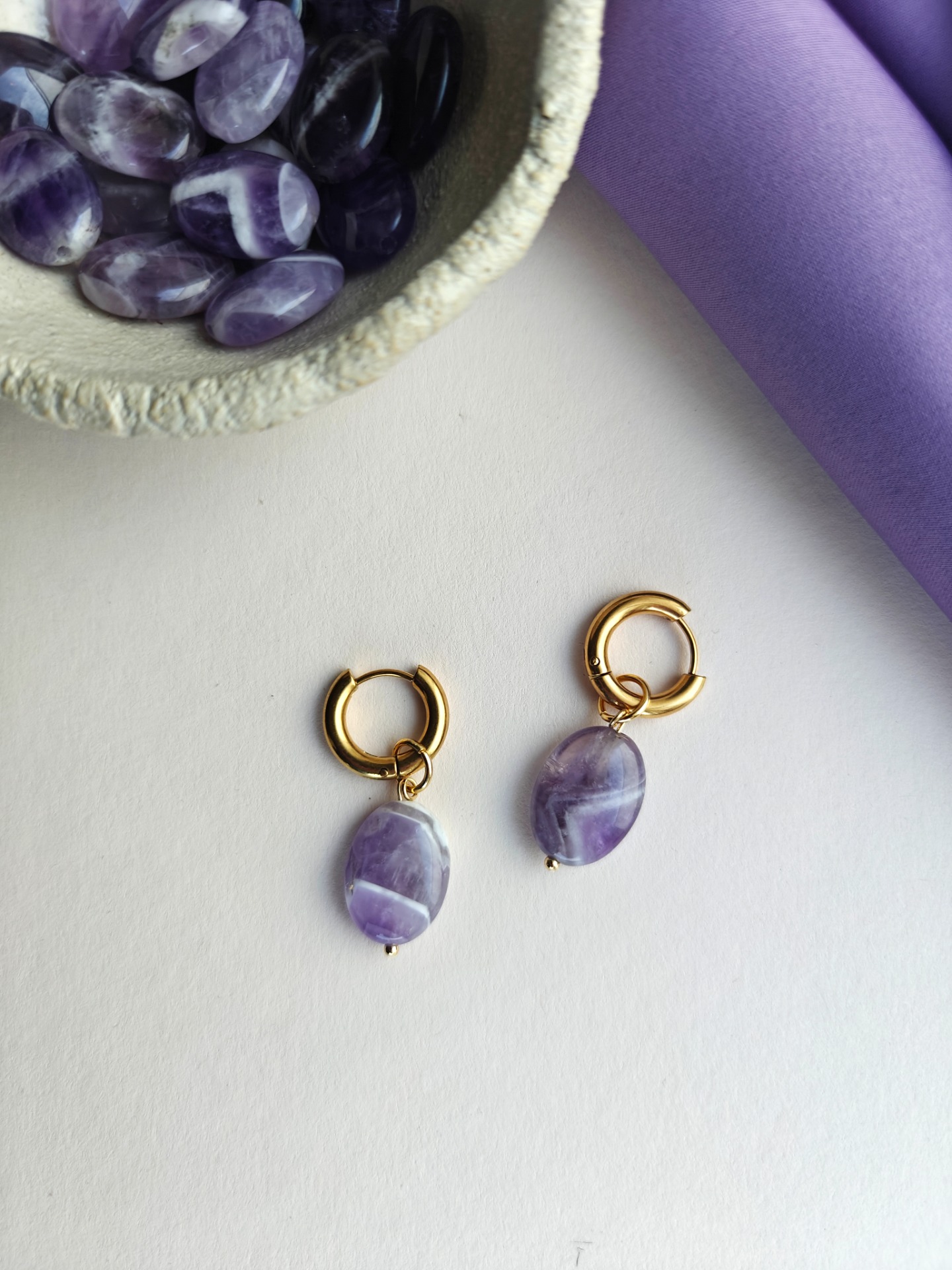 kullansävyinen rengas